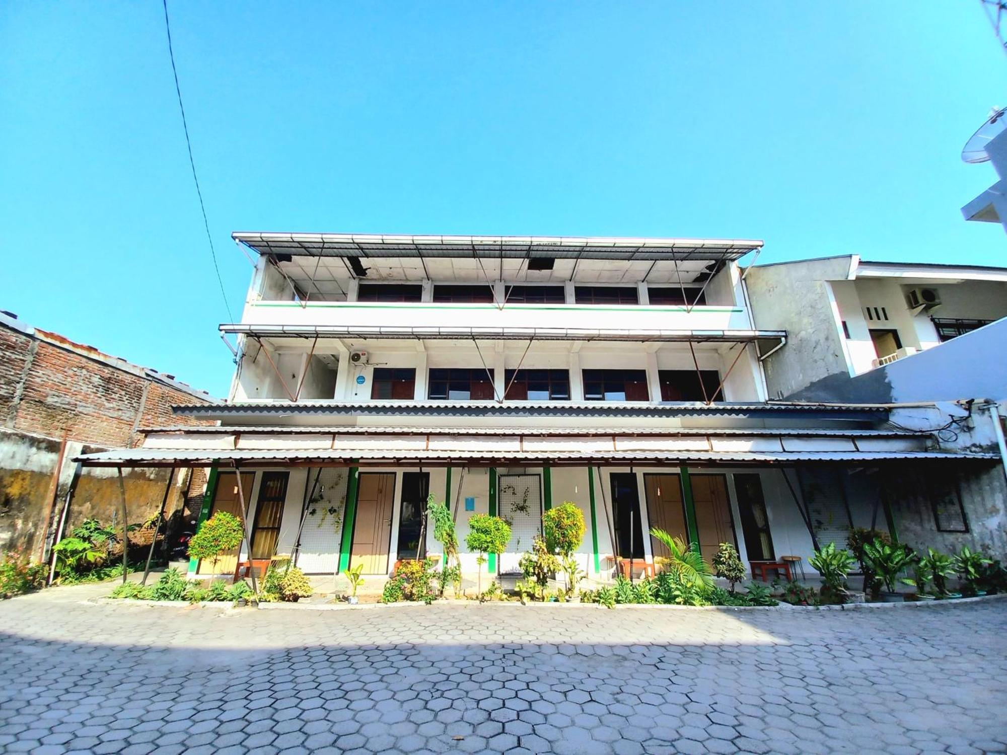 Hotel Jogja Kili Suci By Simply Homy Yogyakarta Exteriér fotografie